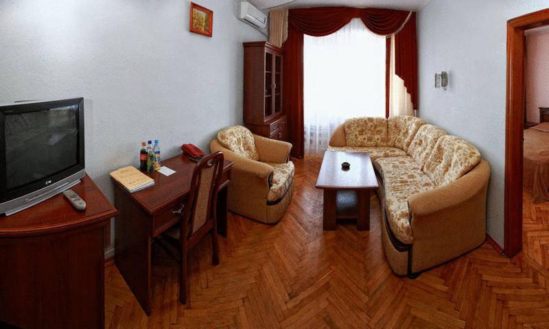 Kremin Hotel 크레멘축 외부 사진