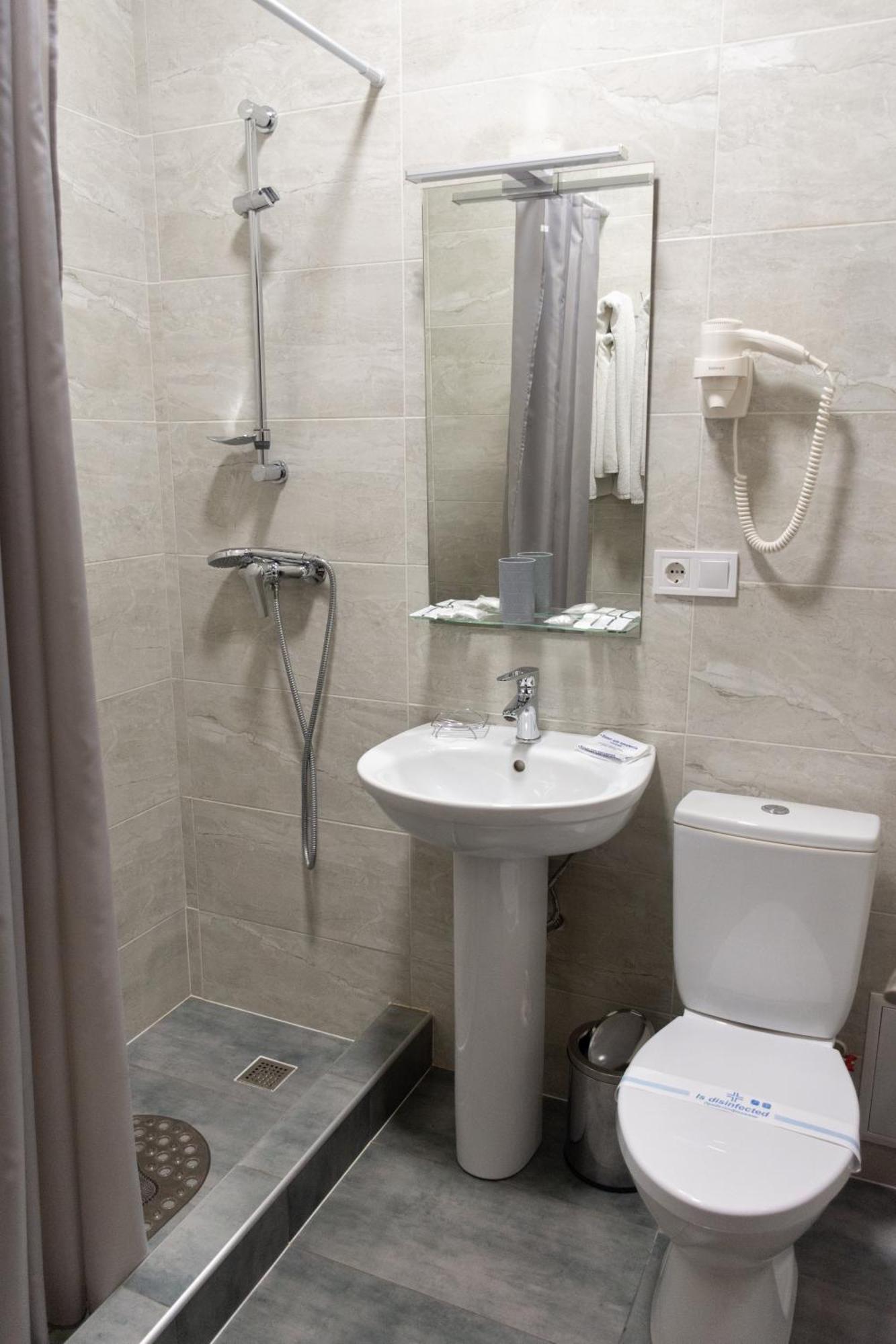 Kremin Hotel 크레멘축 외부 사진