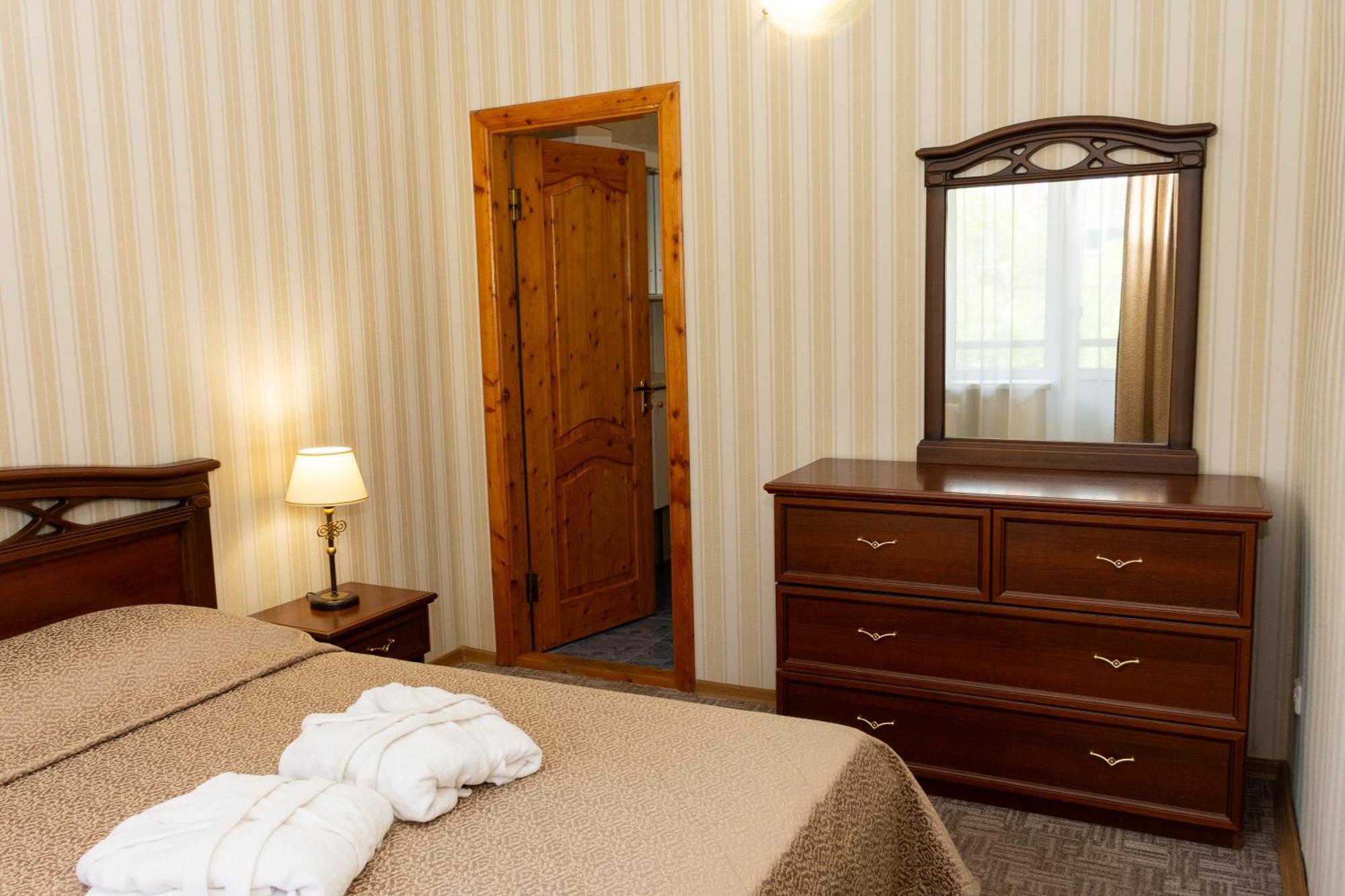Kremin Hotel 크레멘축 외부 사진