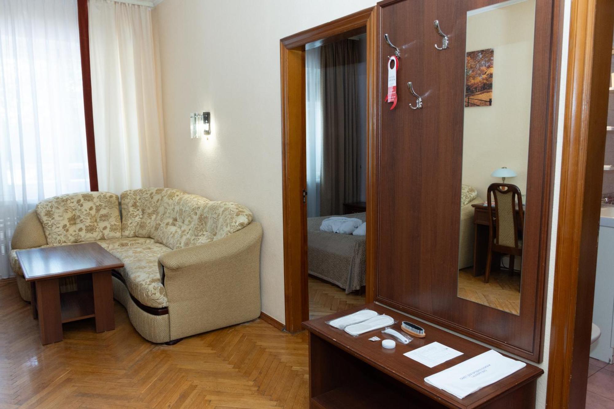Kremin Hotel 크레멘축 외부 사진