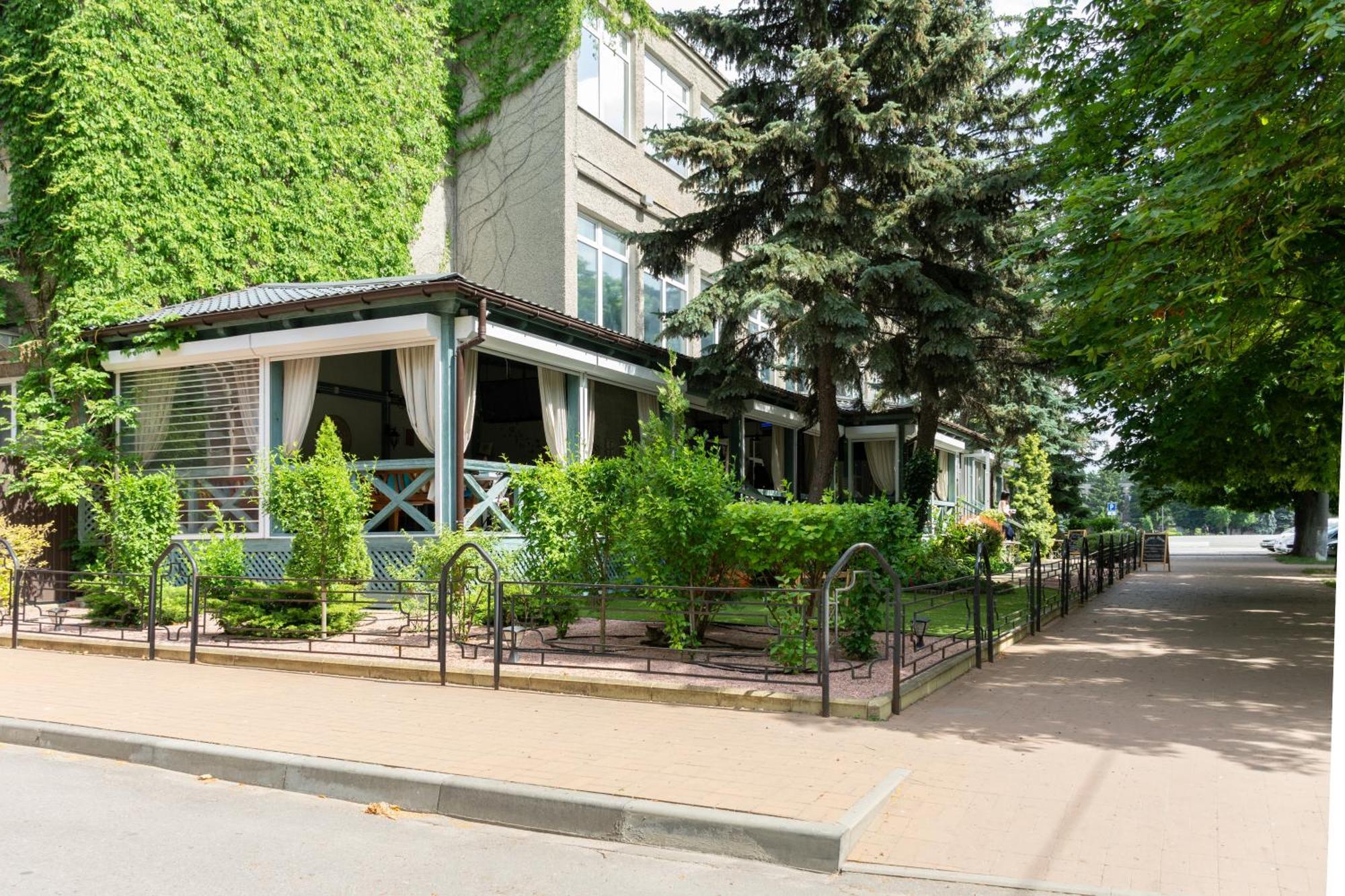 Kremin Hotel 크레멘축 외부 사진