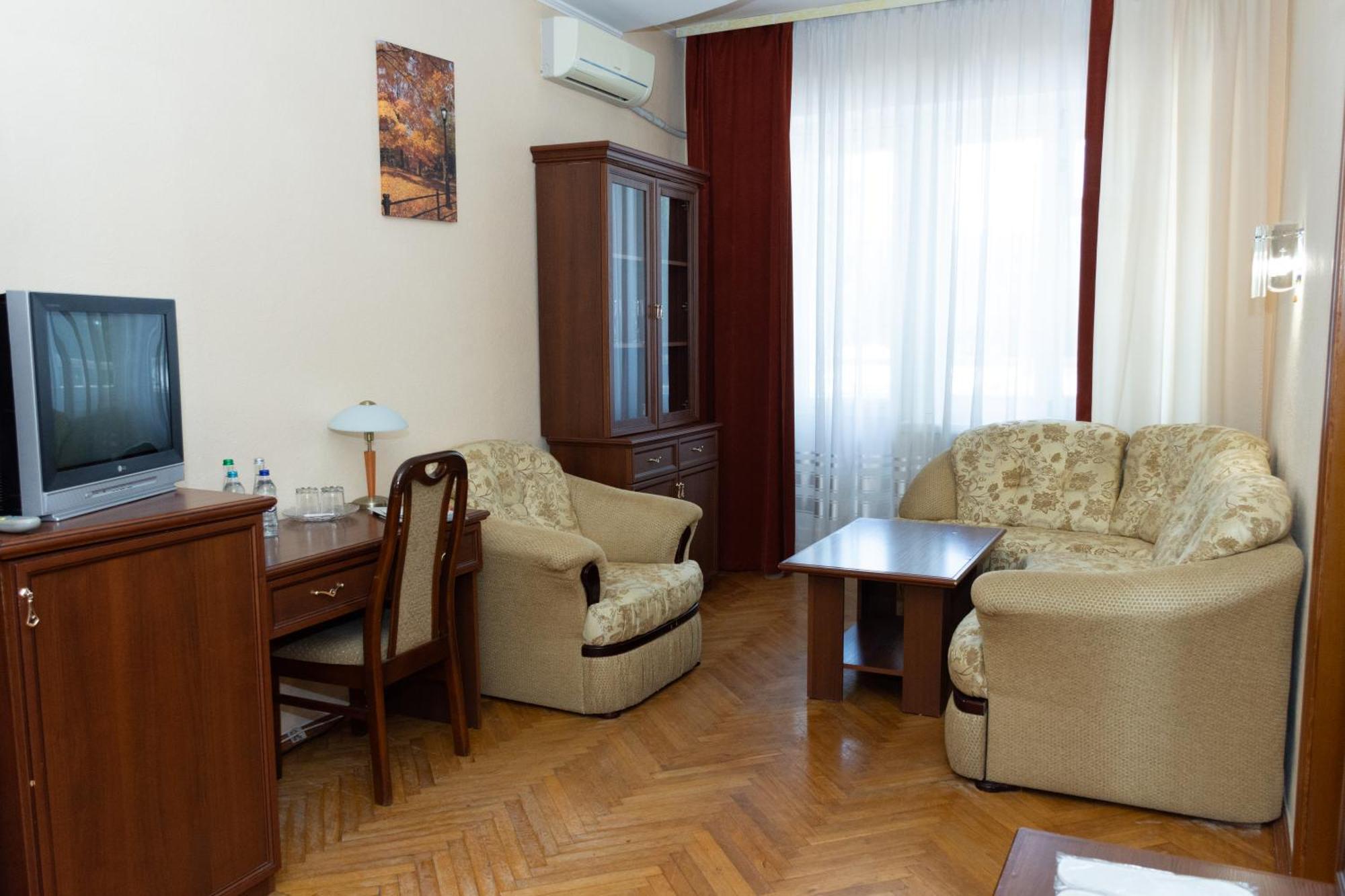 Kremin Hotel 크레멘축 외부 사진